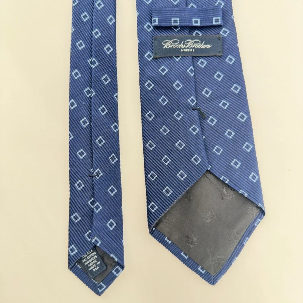 Brooks Brothers sophisticated necktie